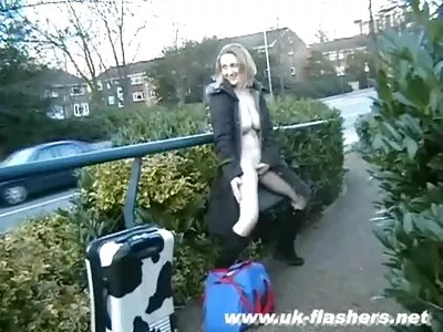 امرأة ناضجة مارس سكس الام مترجم عربي الجنس في المكتب