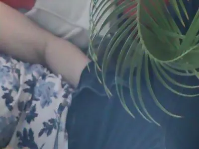 سخيف سكس اجنبي محارم مترجم بين المرايا
